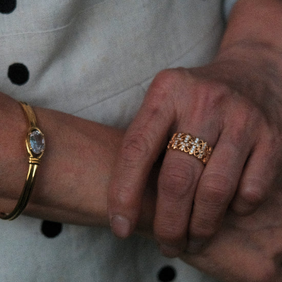 Pulsera y anillo dorados acero inoxidable