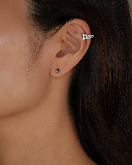 Aretes studs plateado simple ear cuff pavé