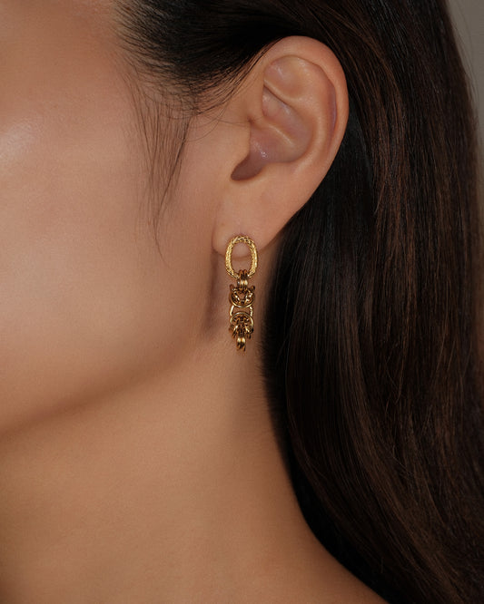 Aretes chunky con cadena de eslabones de acero inoxidable bañado en oro