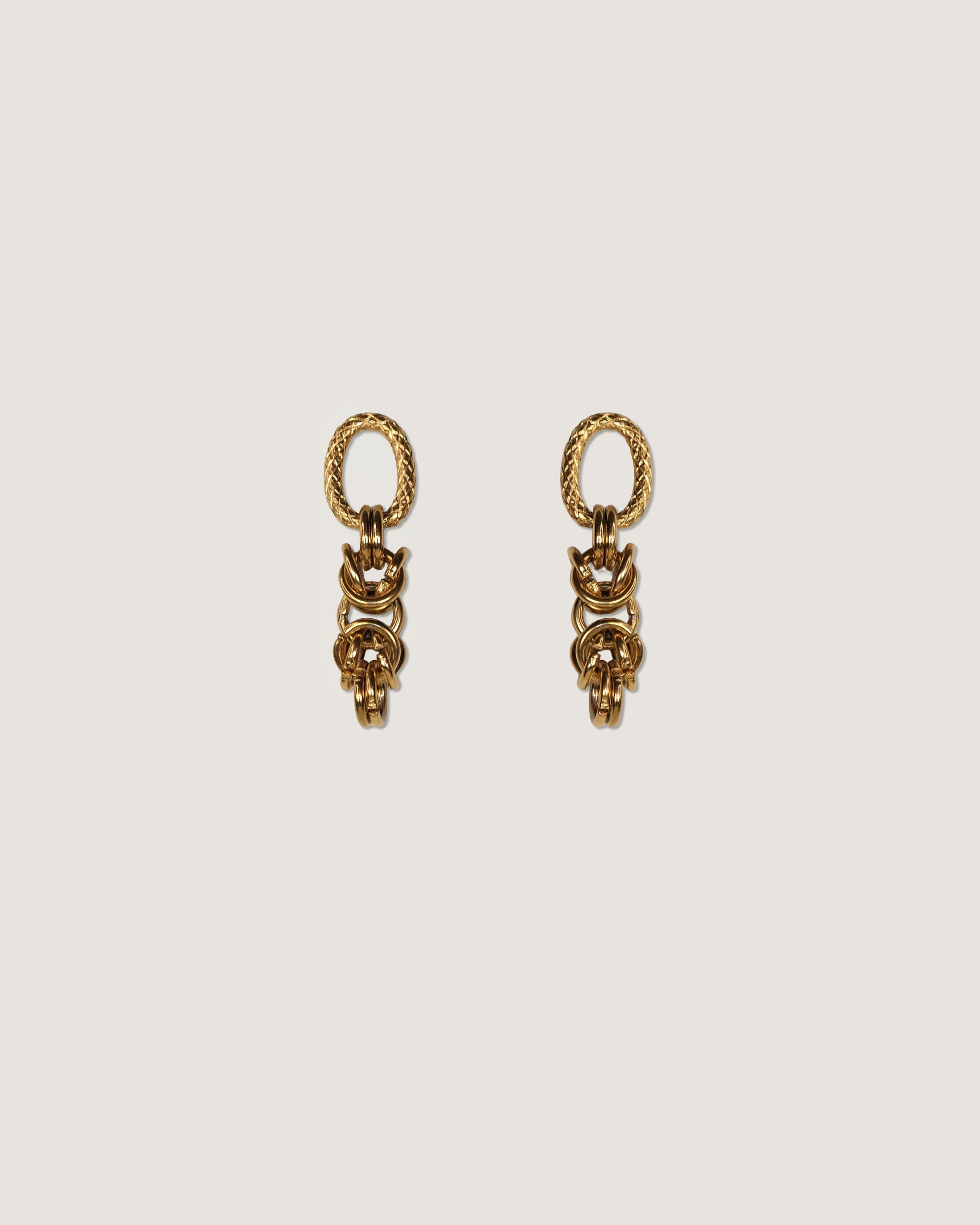 Aretes chunky con cadena de eslabones de acero inoxidable bañado en oro